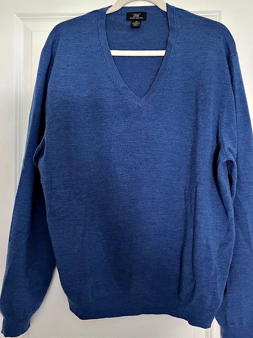 Brooks Brothers V-Neck Merino Wool Sweater in Blue XL